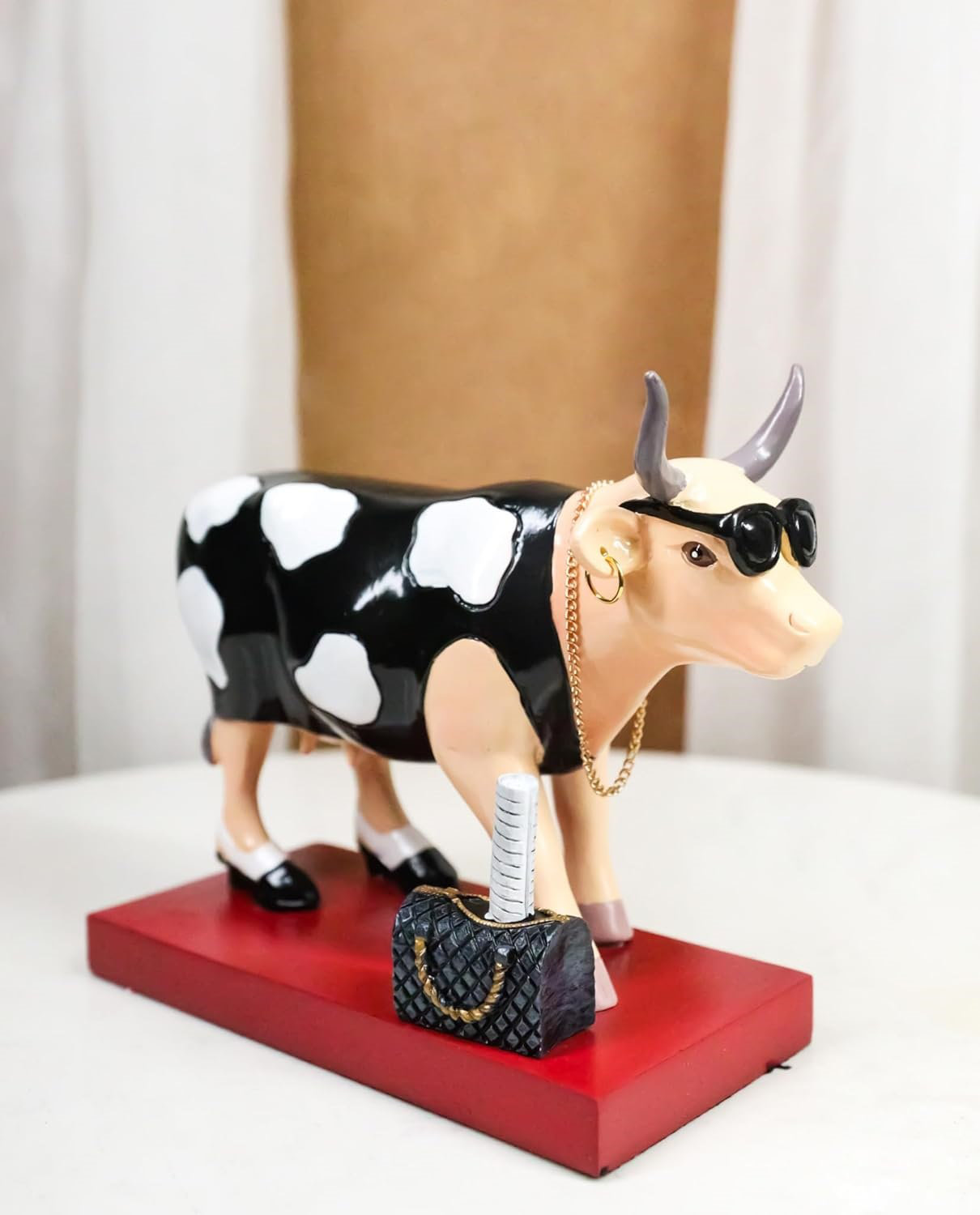 Mercer41 Cow Parade Diva Goddess Of Fashion A Bull With Purse